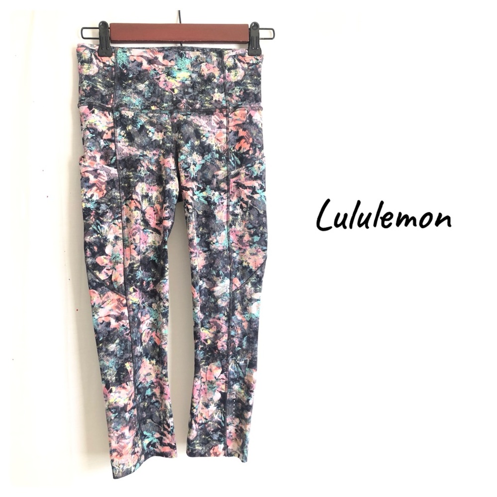 Lululemon Fast & Free Crop in Dappled Daze, size 4